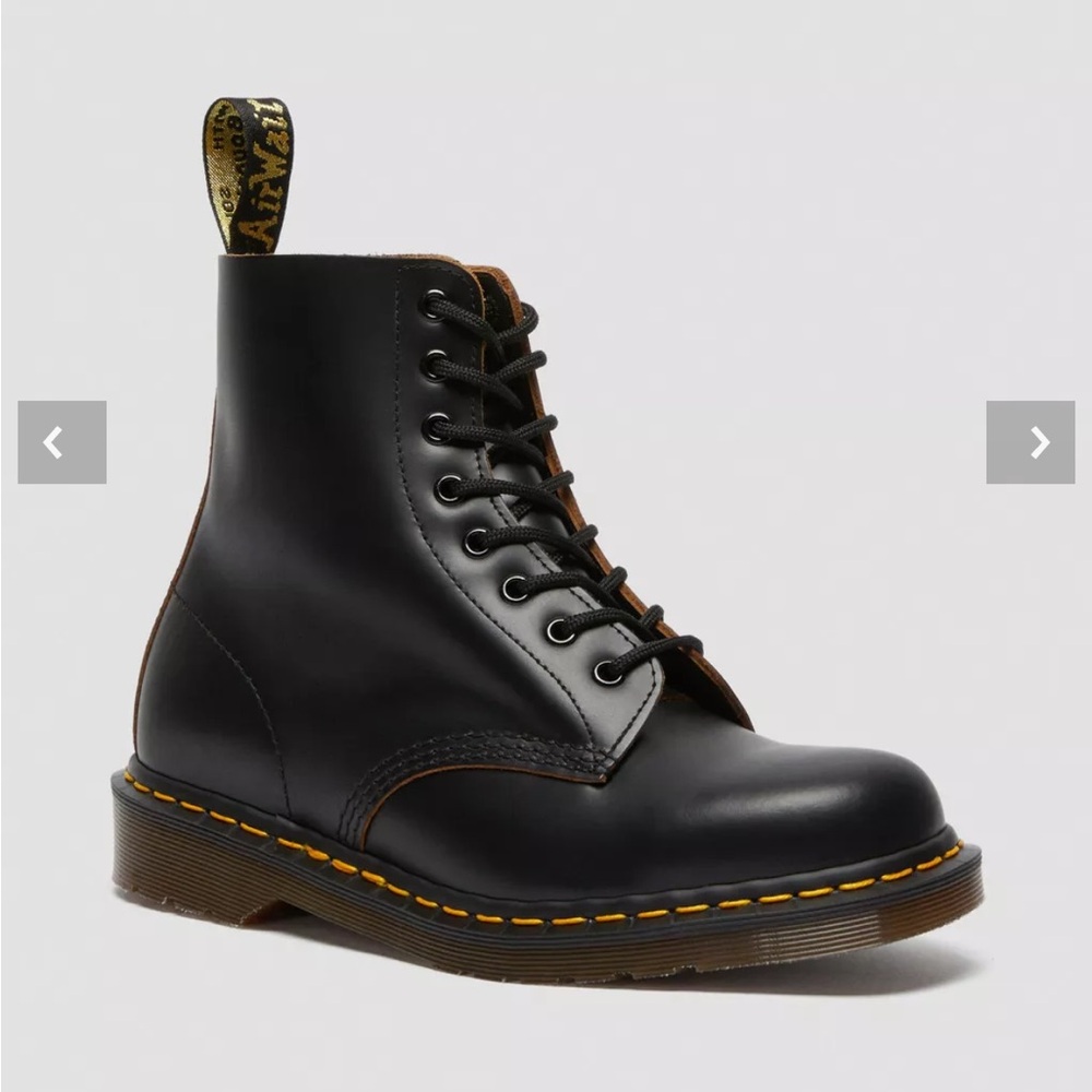 Dr. Martens Vintage 1460 boot